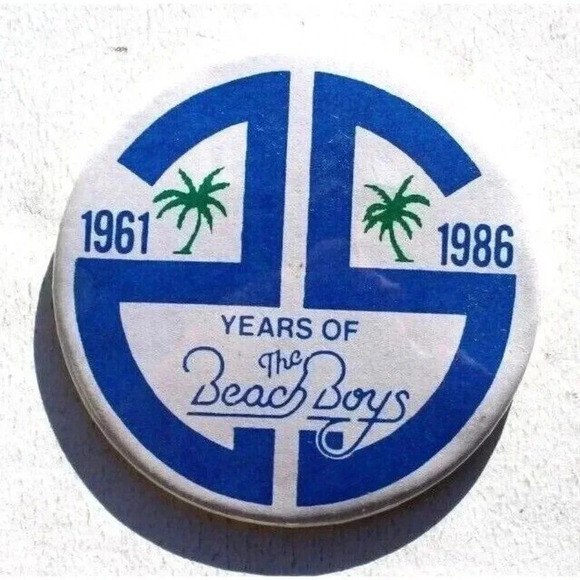 Button Other - Vtg 1986 THE BEACH BOYS 25th Anniversary Promo Fan Club Button Pin Badge